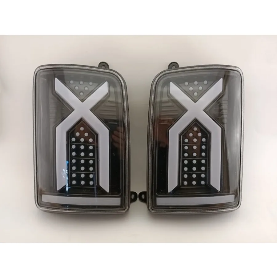 Задний LED фонарь комплект 2шт для NIVA 4x4 черный (габарит/стоп/поворотник/задний ход) X образн.