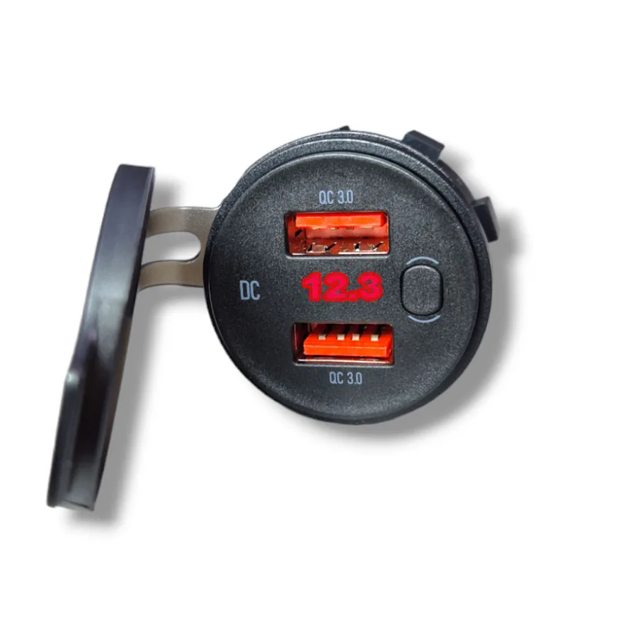 АЗУ врезное ун-ое 2USB 12V-24V QC-3.0 + вольтметр S611