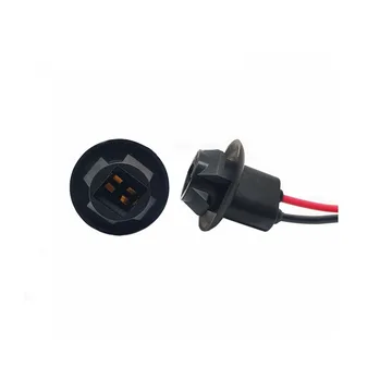 Патрон под лампу W5W (б/ц) с провод. SQ-167